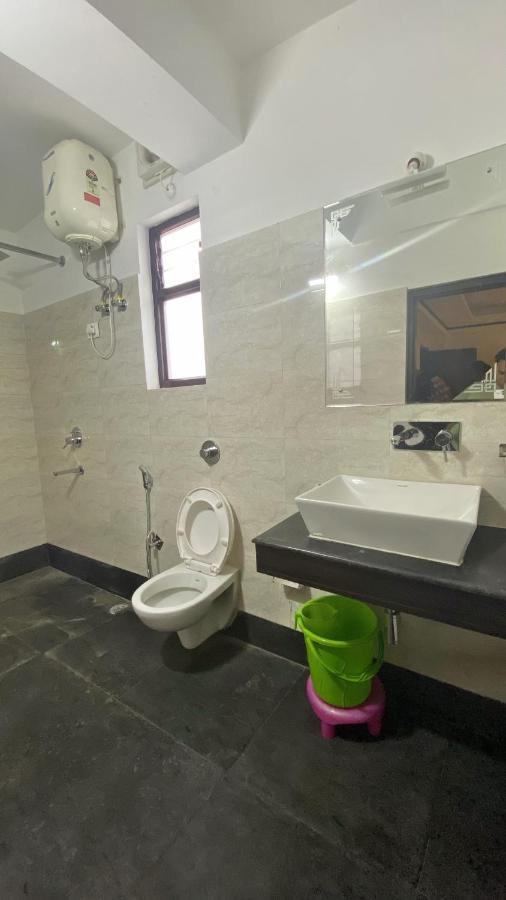 Отель Lingmoo Residency Ravangla Экстерьер фото