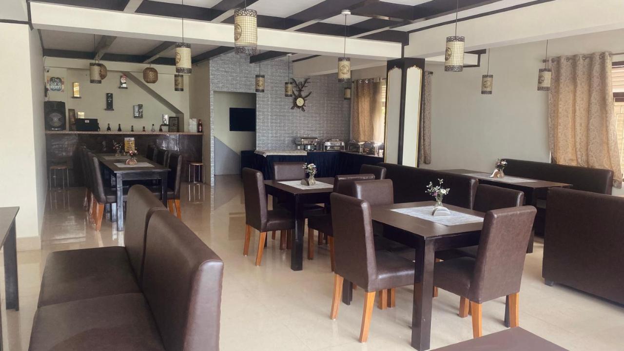 Отель Lingmoo Residency Ravangla Экстерьер фото